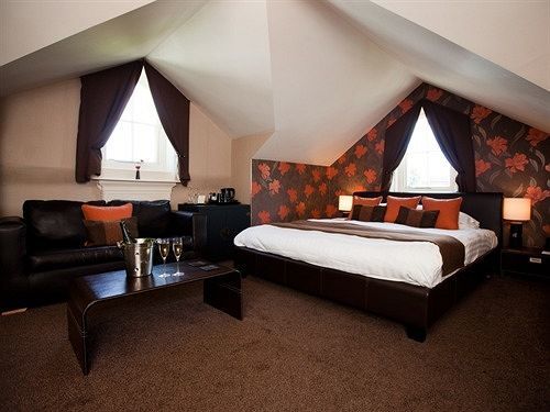 Отель No5 Durley Road - Contemporary Serviced And 4*
